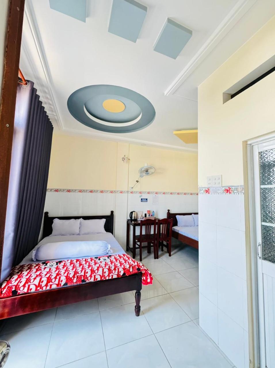 Nha Nghi Thanh Xuan- Co Cho Thue Xe May Va Xuat Hoa Don Ap Dong An Exterior foto